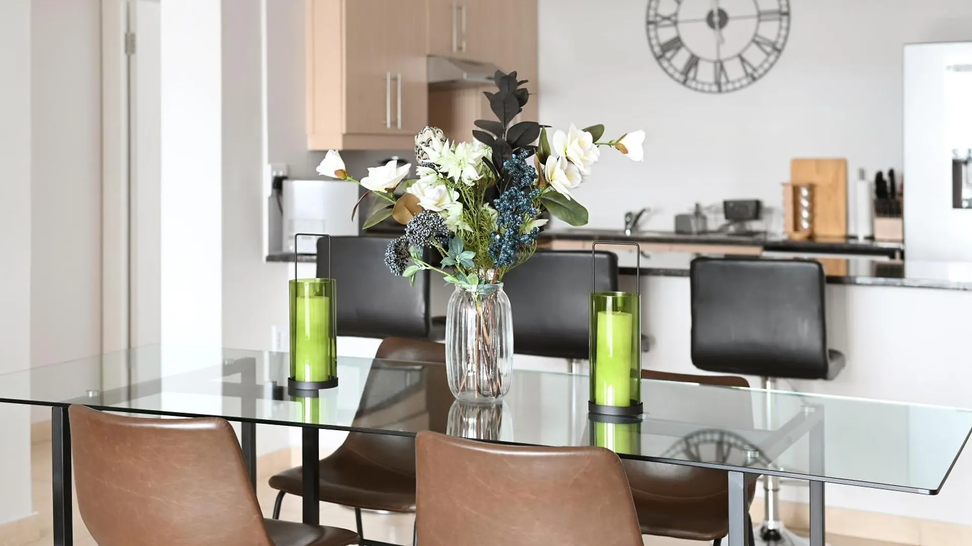 Luxury Apartment In De Waterkant With Amazing Views And Spacious Cape Town