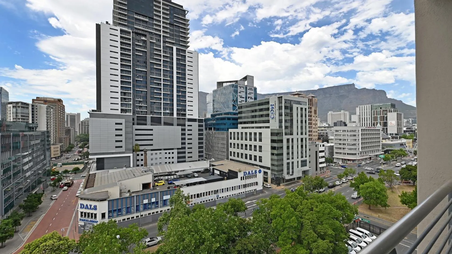 Luxury Apartment In De Waterkant With Amazing Views And Spacious Cape Town 0*,  South Africa