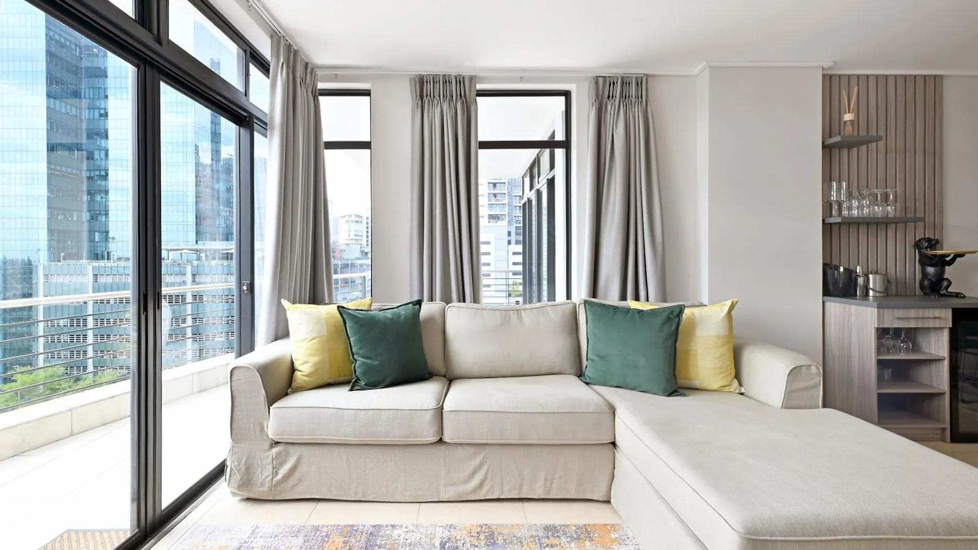 Luxury Apartment In De Waterkant With Amazing Views And Spacious Cape Town South Africa